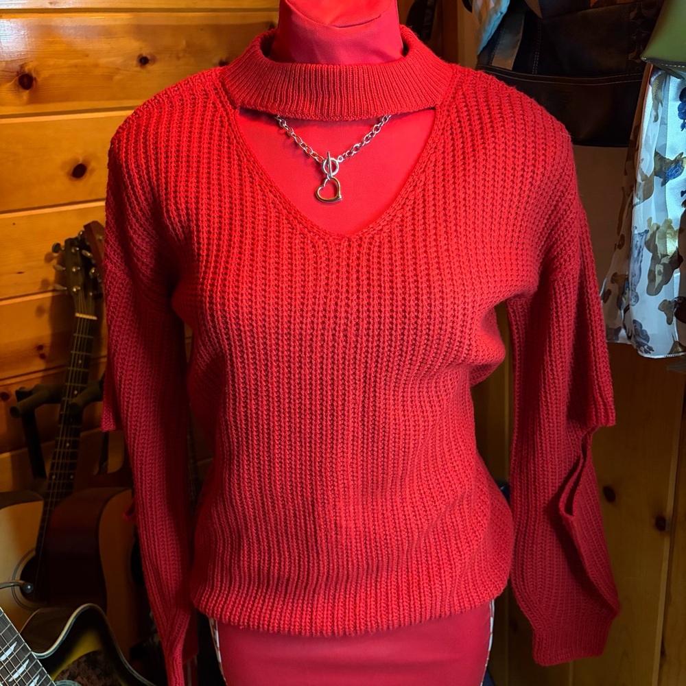 Full Circle Trends Women’s Red Key Hole Knitt Sweater With Elbow Cut Out Sz Lg